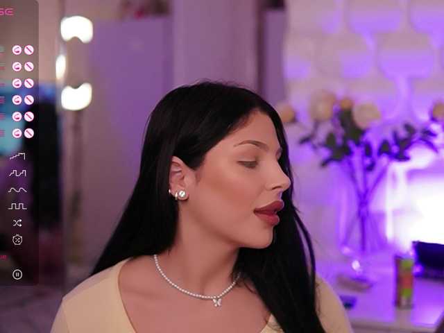 PlayfulAvalyn from BongaCams is Freechat