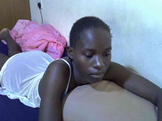 sexxy-maya1 webcam