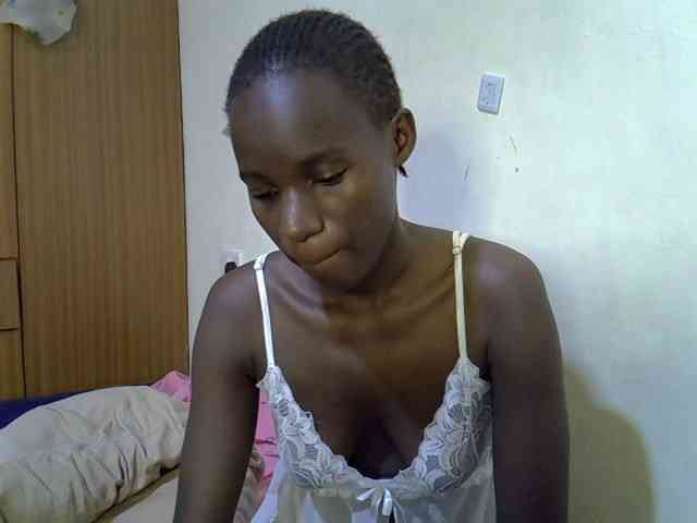 sexxy-maya1 webcam