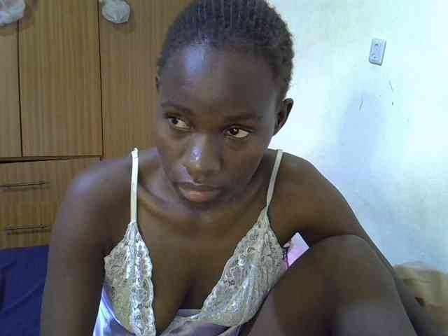 sexxy-maya1 webcam