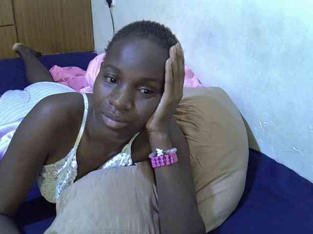 sexxy-maya1 webcam