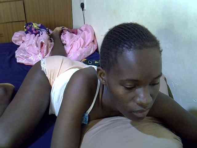 sexxy-maya1 webcam