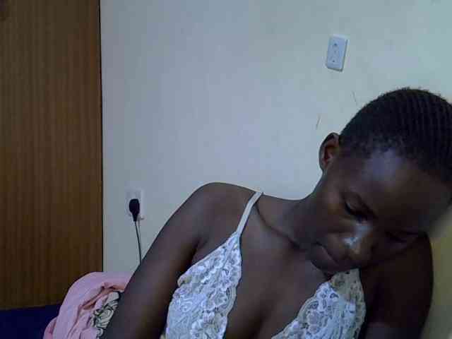sexxy-maya1 webcam