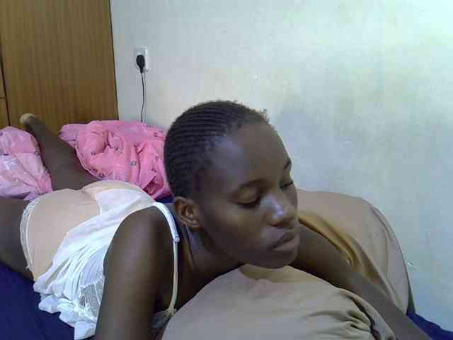 sexxy-maya1 webcam