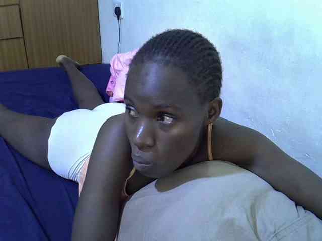 sexxy-maya1 webcam