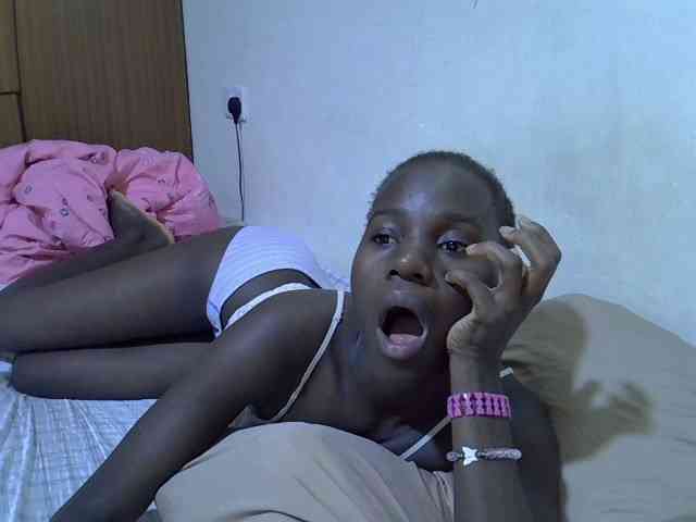 sexxy-maya1 webcam