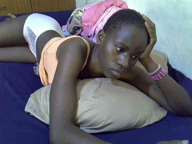 sexxy-maya1 webcam