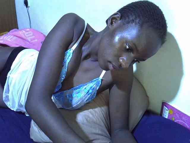sexxy-maya1 webcam