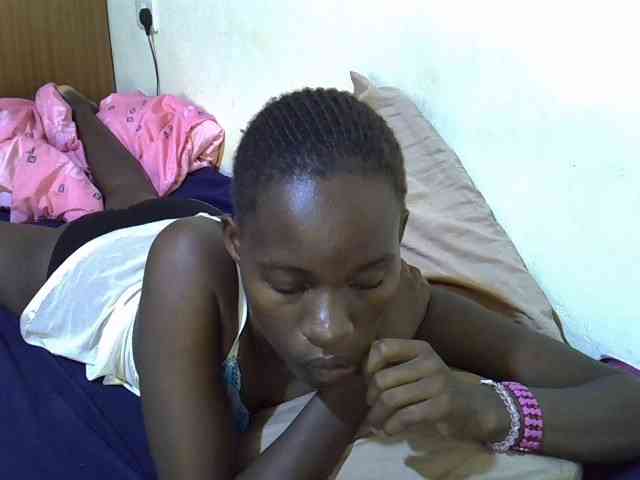 sexxy-maya1 webcam