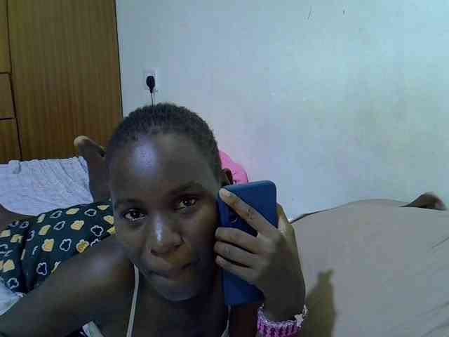 sexxy-maya1 webcam