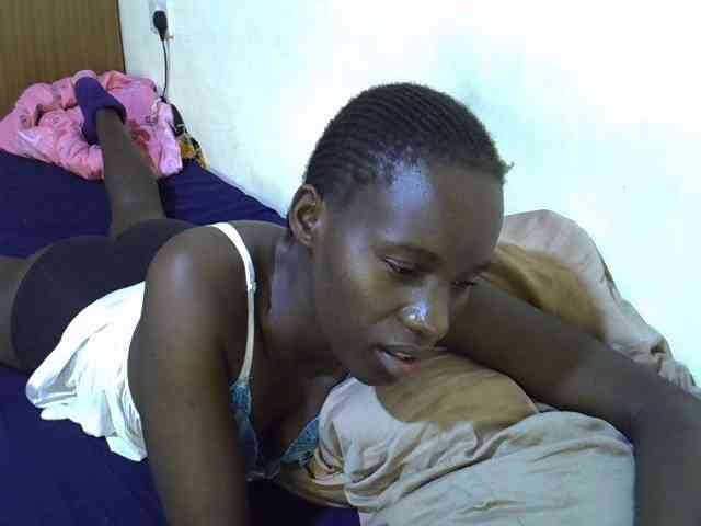 sexxy-maya1 webcam