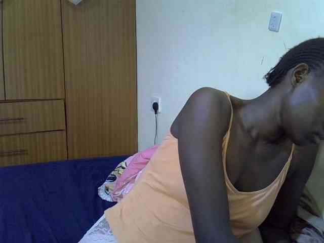 sexxy-maya1 webcam
