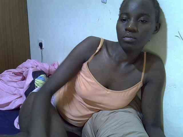 sexxy-maya1 webcam