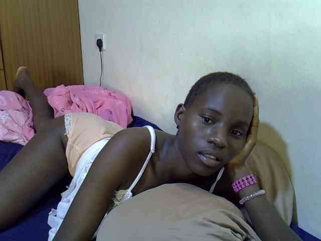 sexxy-maya1 webcam