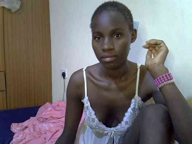 sexxy-maya1 webcam