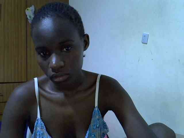 sexxy-maya1 webcam