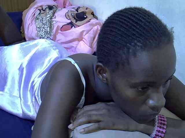 sexxy-maya1 webcam