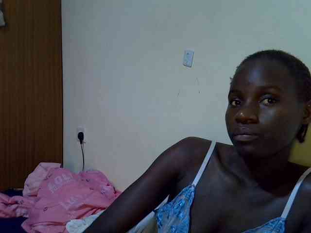 sexxy-maya1 webcam