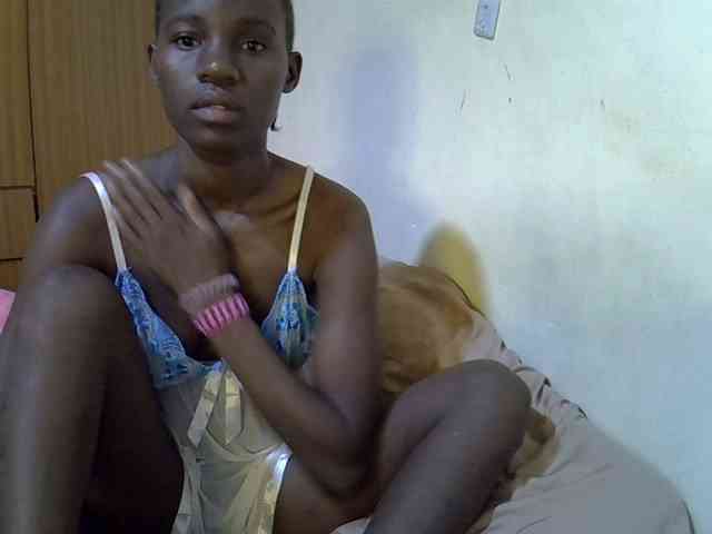 sexxy-maya1 webcam