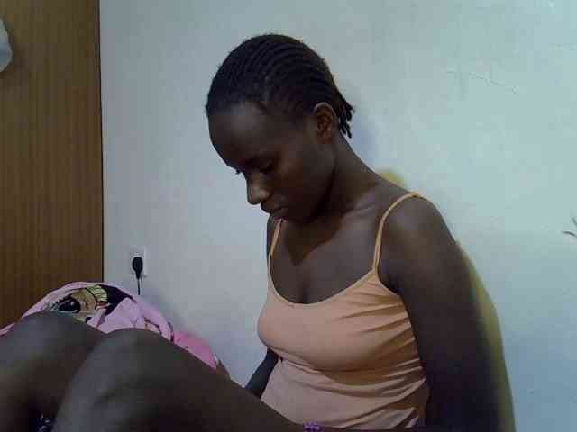 sexxy-maya1 webcam