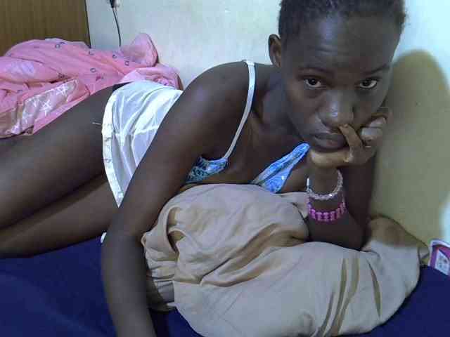sexxy-maya1 webcam