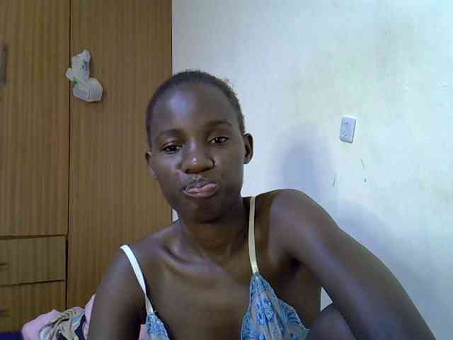 sexxy-maya1 webcam