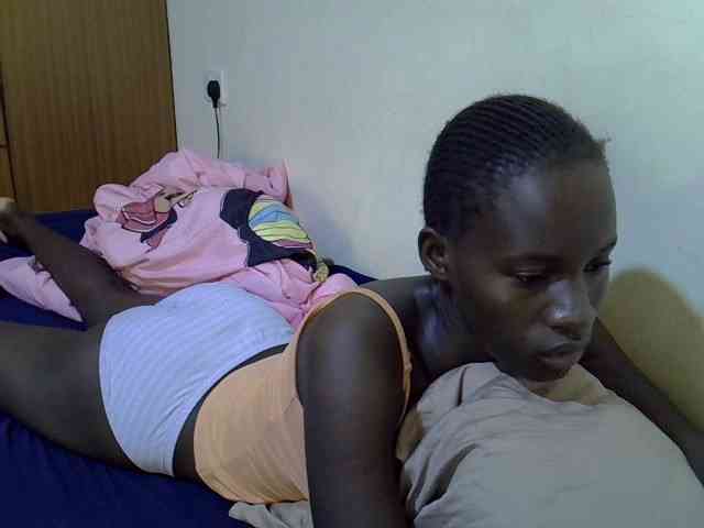 sexxy-maya1 webcam