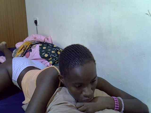 sexxy-maya1 webcam
