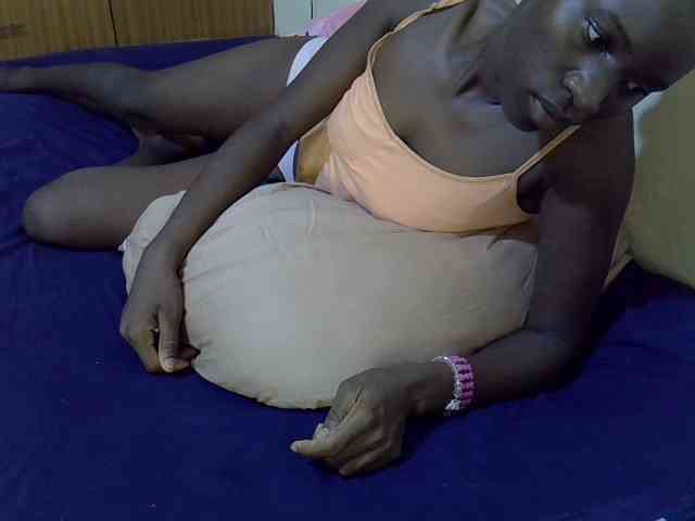 sexxy-maya1 webcam
