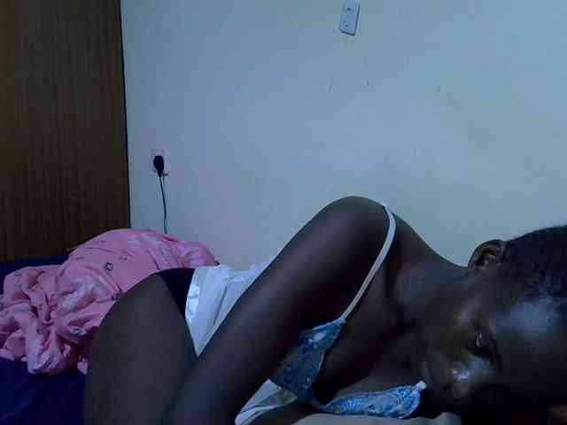 sexxy-maya1 webcam