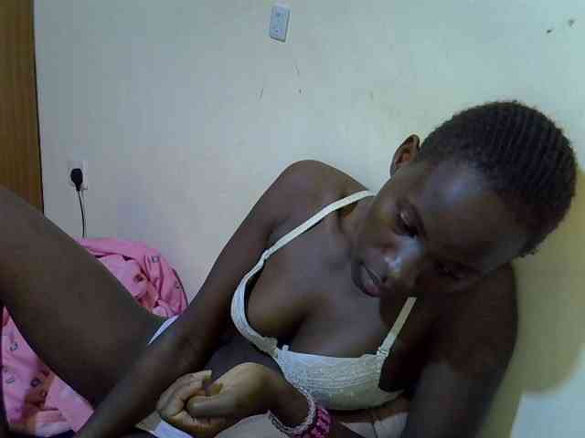 sexxy-maya1 webcam