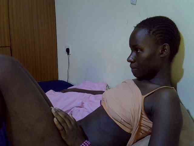 sexxy-maya1 webcam