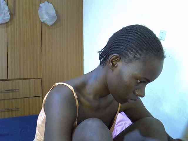sexxy-maya1 webcam