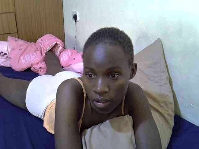 sexxy-maya1 webcam