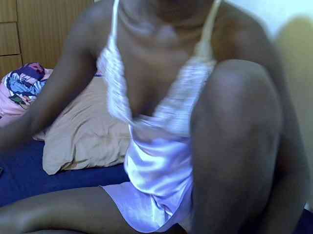 sexxy-maya1 webcam