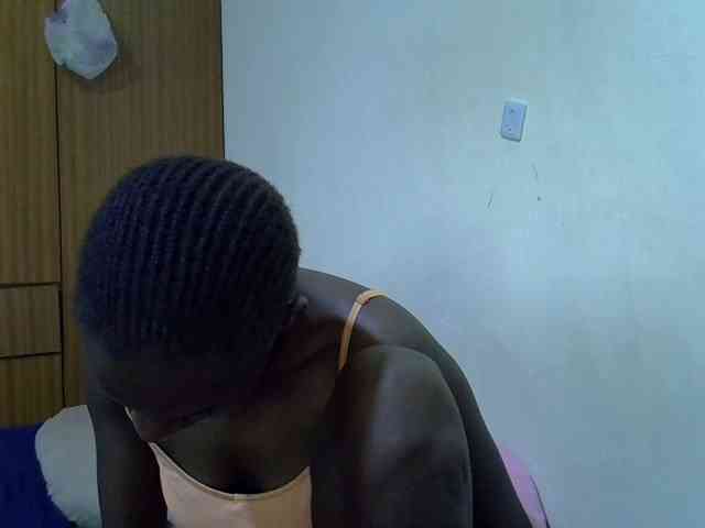 sexxy-maya1 webcam