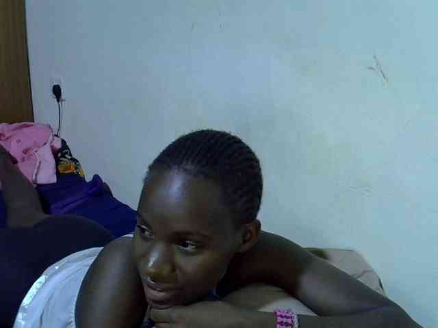sexxy-maya1 webcam