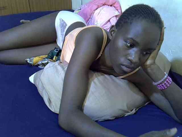 sexxy-maya1 webcam
