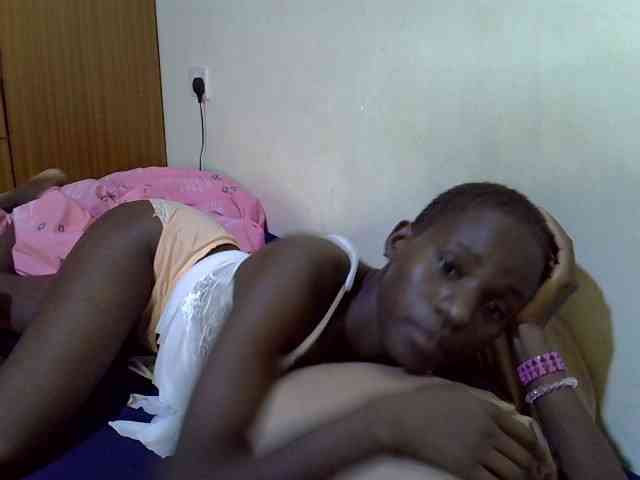 sexxy-maya1 webcam
