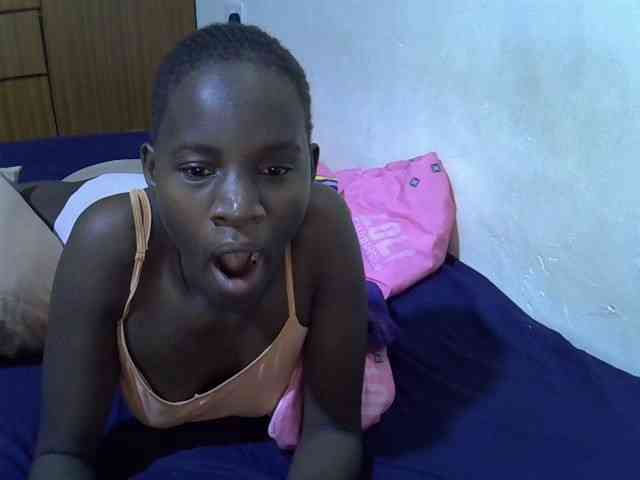 sexxy-maya1 webcam