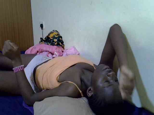 sexxy-maya1 webcam