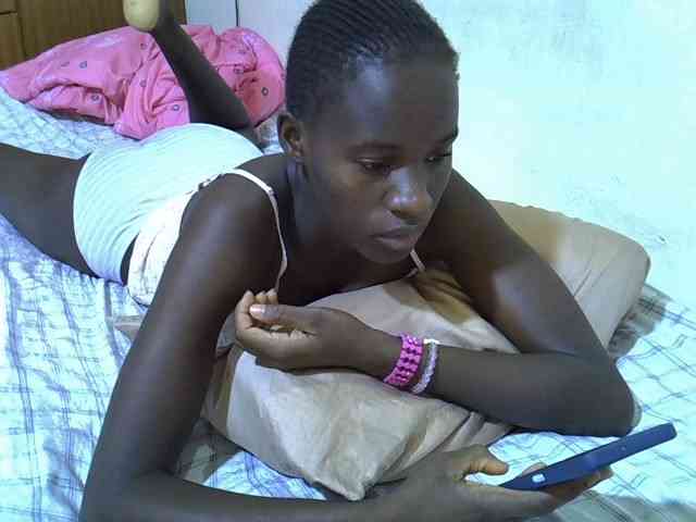 sexxy-maya1 webcam