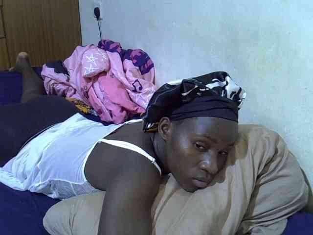 sexxy-maya1 webcam