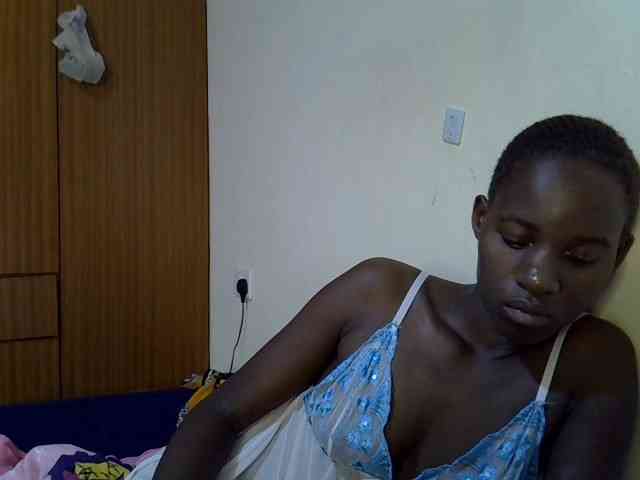 sexxy-maya1 webcam