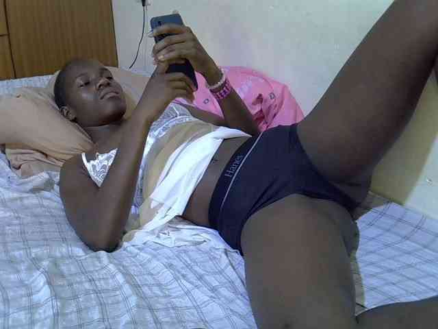 sexxy-maya1 webcam