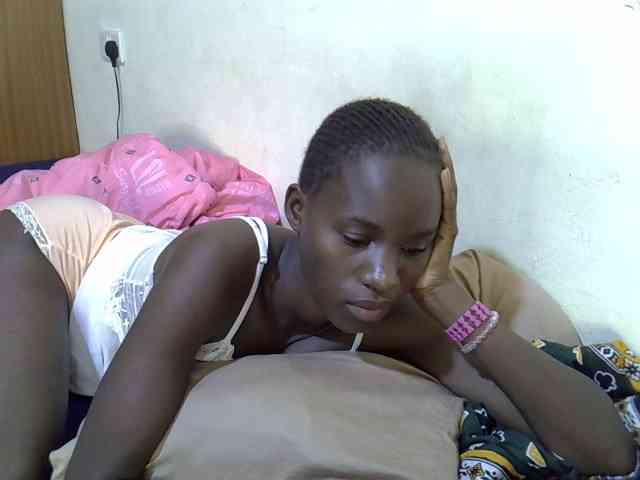 sexxy-maya1 webcam