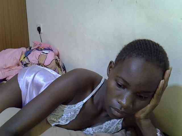 sexxy-maya1 webcam