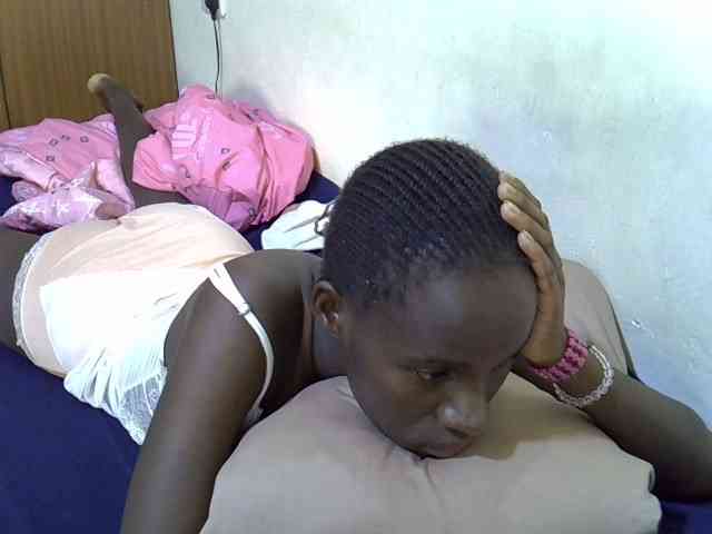 sexxy-maya1 webcam
