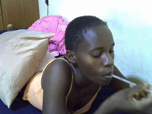 sexxy-maya1 webcam