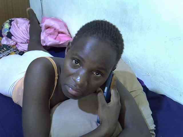 sexxy-maya1 webcam
